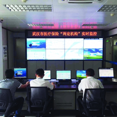 西双版纳最新药店3000元能套现多少方法分析(最方便真实的西双版纳急用钱如何提取医保卡里的钱方法)